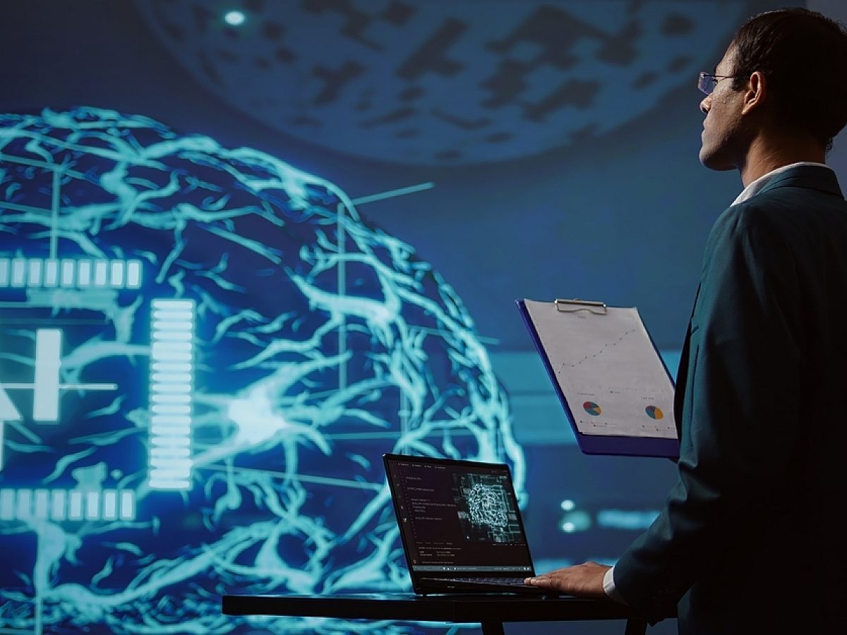 Hybrid translation workflow illustration showing AI and human collaboration